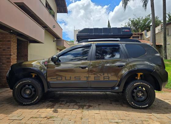 RENAULT DUSTER 2.0 DYNAMIQUE 4X4 16V FLEX 4P MANUAL RENAULT DUSTER 2.0 DYNAMIQUE 4X4 16V FLEX 4P MANUAL